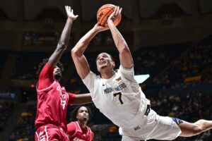 Battle of the bigs: Jesse Edwards, Joel Soriano a major focus in WVU-St. John's game